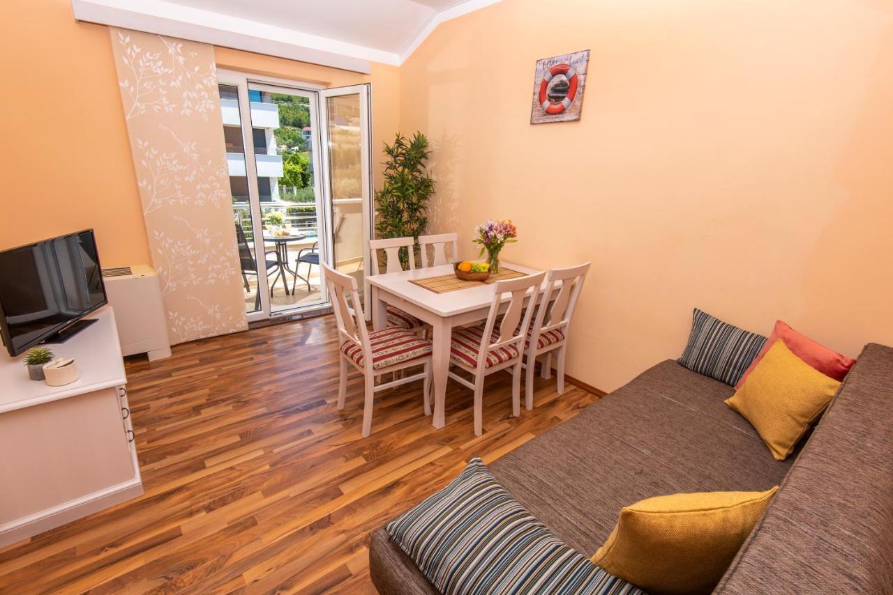 San Marian Apartments Podstrana Bagian luar foto